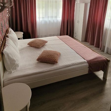 Отель Casa Domneasca Джурджу Экстерьер фото